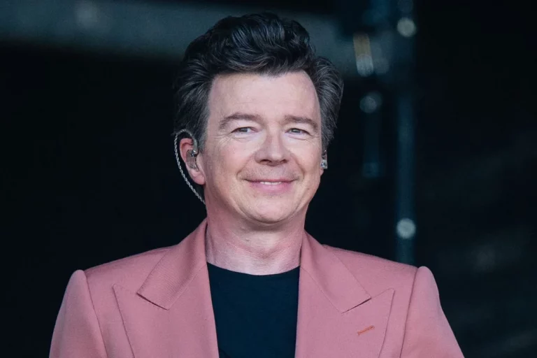 Rick Astley Rocks In The New Year With Energetic Performance Of ‘Never Gonna Give You Up’