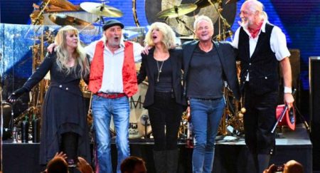 Fleetwood Mac Finally Spill the Tea on Why They Fired Lindsey