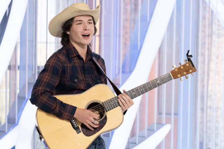 “John Foster Shines on Grand Ole Opry with Alan Jackson Hit”