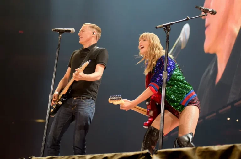 Watch Taylor Swift Perform ‘Summer of ’69’ With Bryan Adams in Toronto