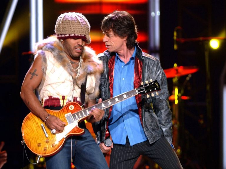 Mick Jagger and Lenny Kravitz Set the Stage Ablaze with “God Gave Me Everything”
