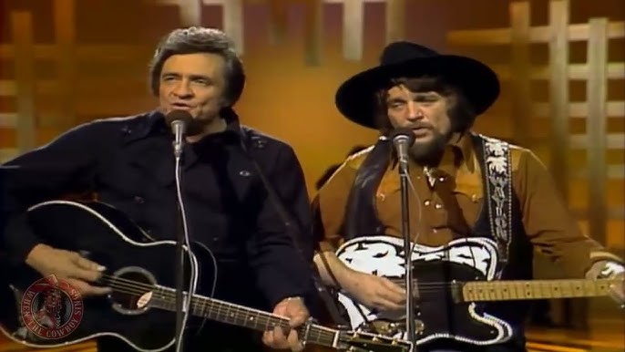 Johnny Cash & Waylon Jennings Team Up for “There Ain’t No Good Chain Gang” (1978 Classic Hit)
