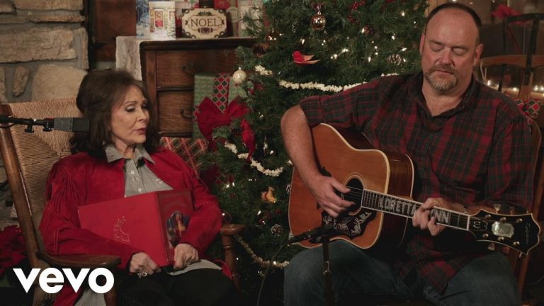 Loretta Lynn’s Timeless Gift: “Country Christmas